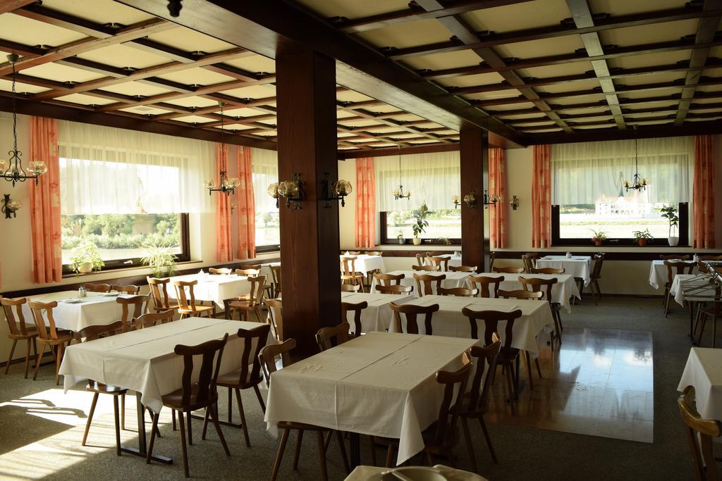 Gasthof S'Schatzkastl Ardagger Markt Екстер'єр фото